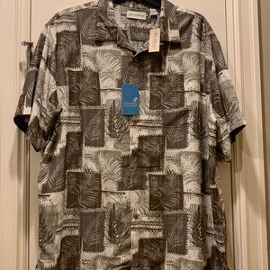 Roundtree & yorke Hawaiian shirt